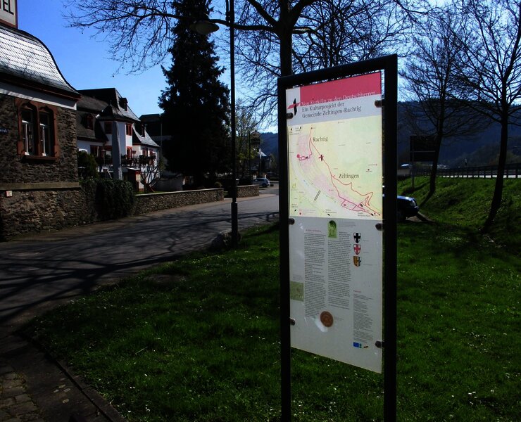 Startpunkt der Wanderung gegenüber des Deutschherrenhofs