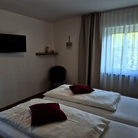 Jedes Schlafzimmer eins hat SAT Tv