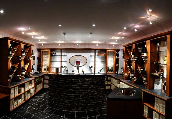 Innenansicht der Vinothek