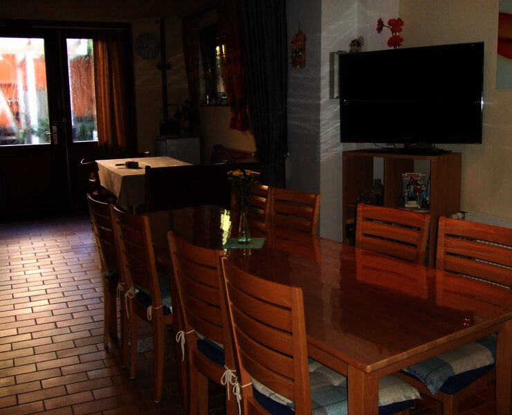 Blick vom Frühstücksraum in den Hof