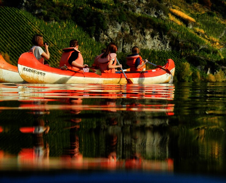 Kanu fahren auf der Mosel