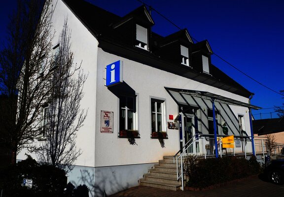 Touristikinformation Brauneberg