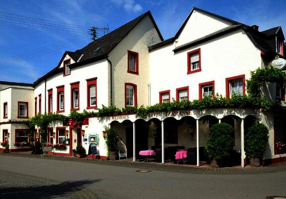 Weinhaus - Terrasse - Restaurant - Hotel Josefshof