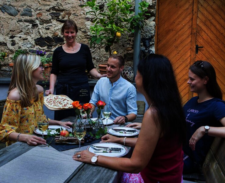Weinprobe im Weingut Brunnenhof
