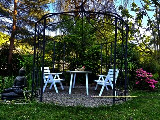 Pavillon am Teich