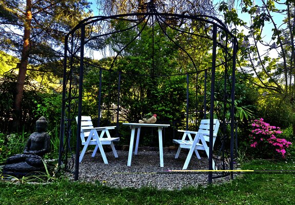 Pavillon am Teich