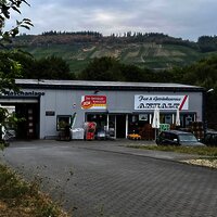 Getränkemarkt Anhalt mit Waschanlage