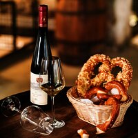 Weingenuss und Gebäck