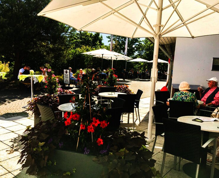 Café und Bistro im Kurgastzentrum_Außenbereich