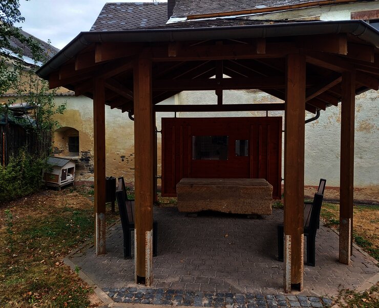 Fränkischer Steinsarg