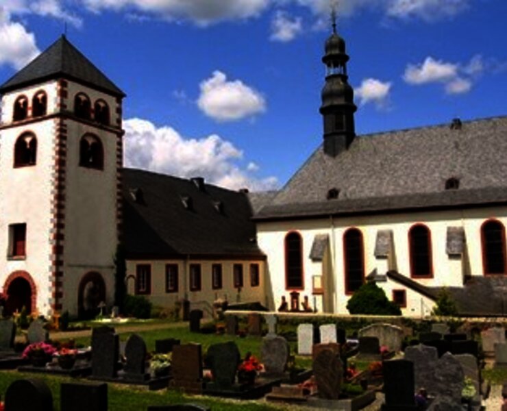 Andreasturm mit Kloster u Pfarrkirche St Josef
