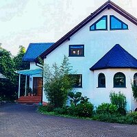 1. Hausansicht Eingang