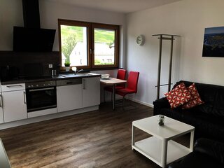 74747879-7574-46E9-A118-DF5AA6BBFFEE