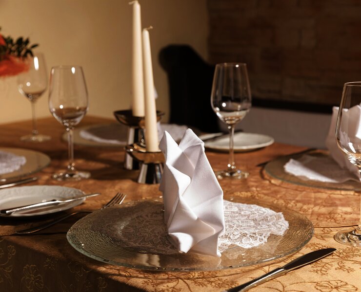 Gedeckter Tisch Rotisserie Royale