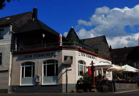 Neum_Dhron_Eiscafe_Zum_Türmchen