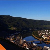Ausblick auf Bernkastel-Kues an der Mosel