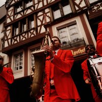 Bernkastel blüht auf am Marktplatz